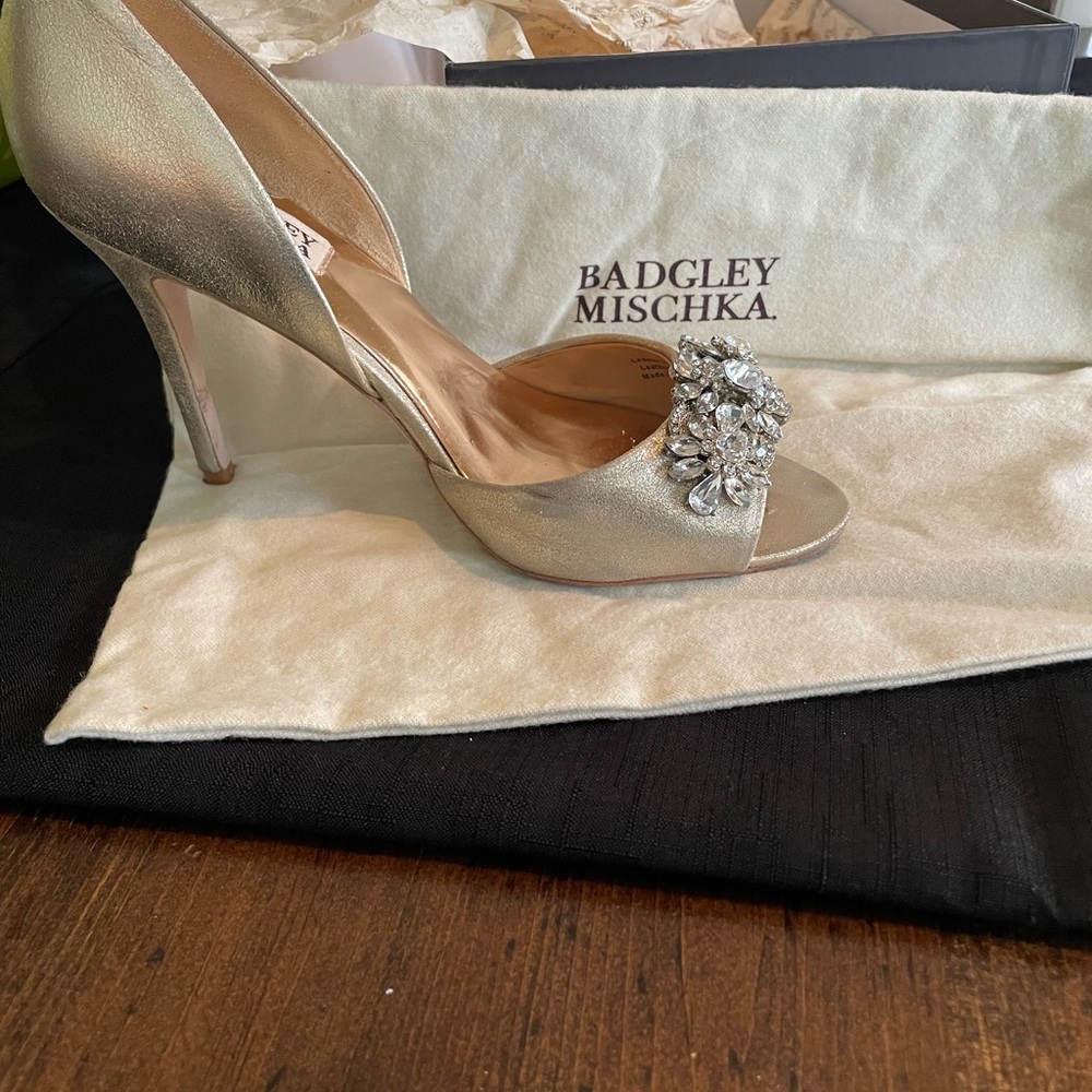 Gold Stone Pumps